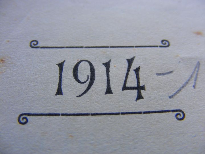 biblioteca 187 copy.jpg